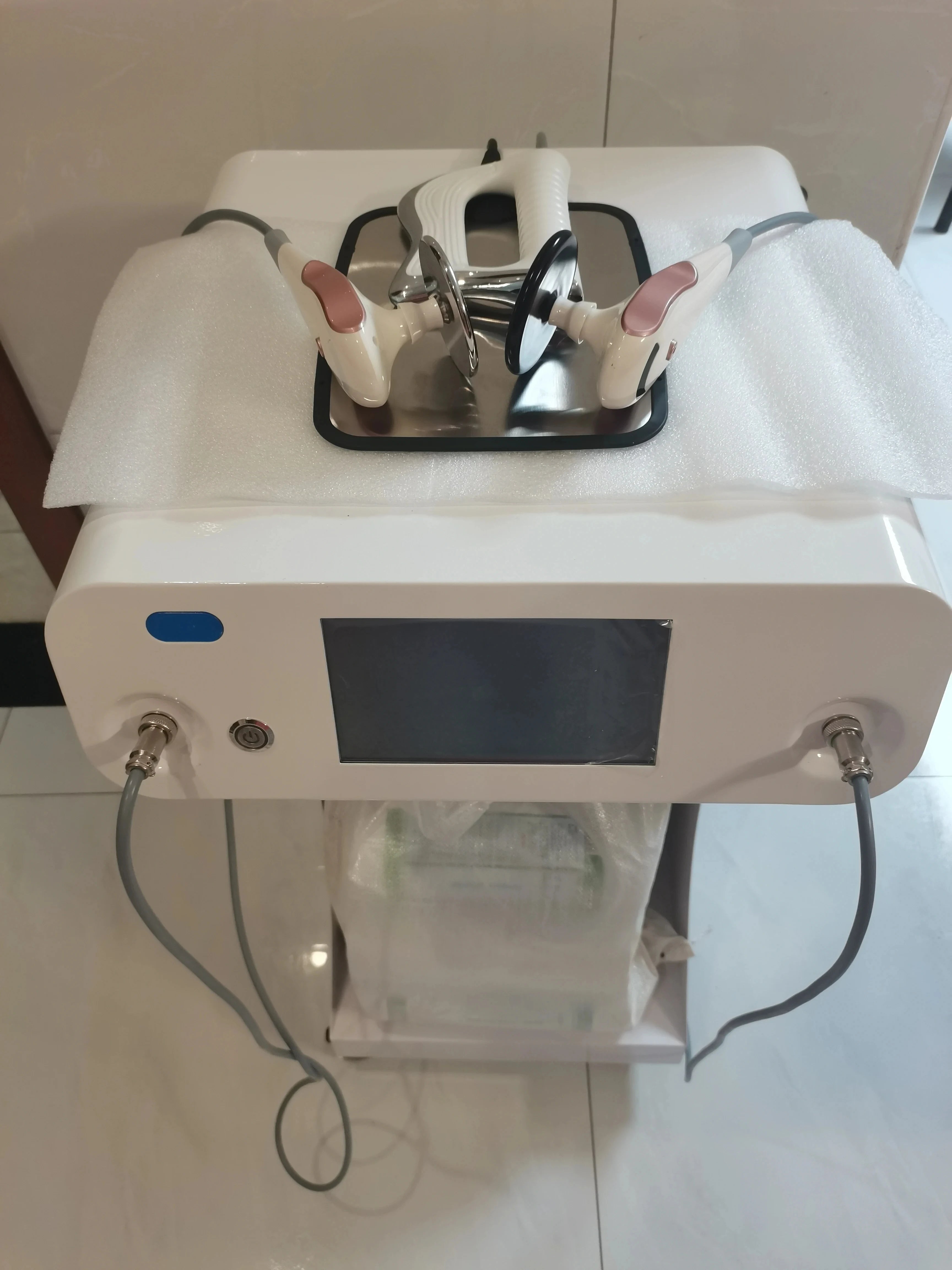 INDIBA Spain Technology 448K Tecar Cavitation Health and Beauty Body Care System RET CET RF Slim Machine for Weight Loss 2024