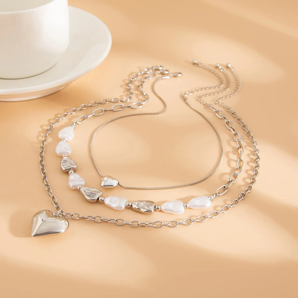 Boho Love Pendant Necklace Women's 2025 Multi Layer Gold Color Metal Imitation Pearl Girl Fashion Couple Fashion Jewelry