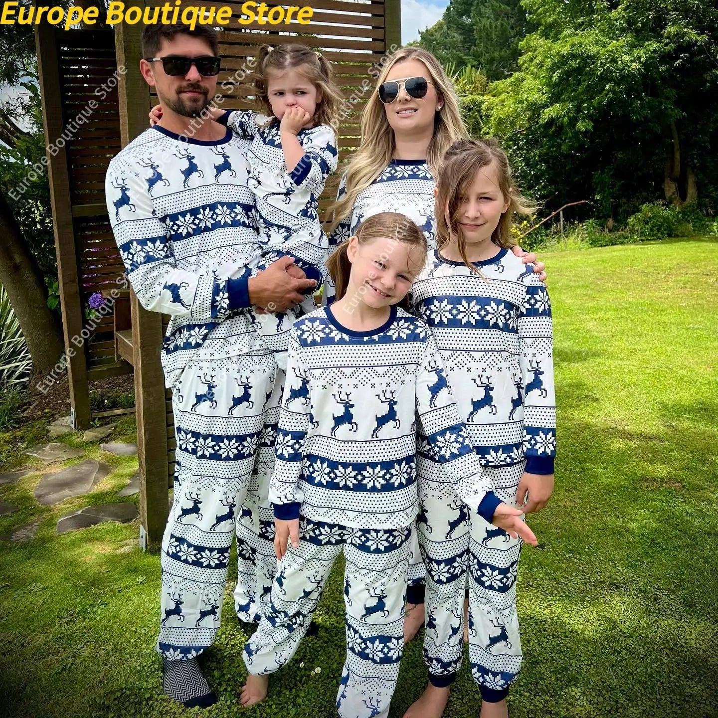 Merry Xmas Family Matching Pajamas Set All Elk Print Mother Father Kids Christmas Clothing Sets Soft Loose Pyjamas Holiday Look