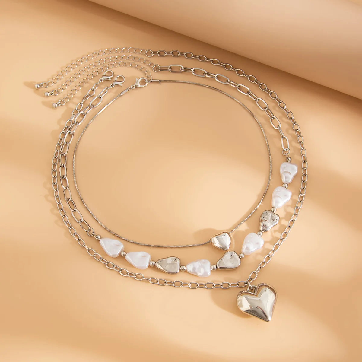 Boho Love Pendant Necklace Women's 2025 Multi Layer Gold Color Metal Imitation Pearl Girl Fashion Couple Fashion Jewelry
