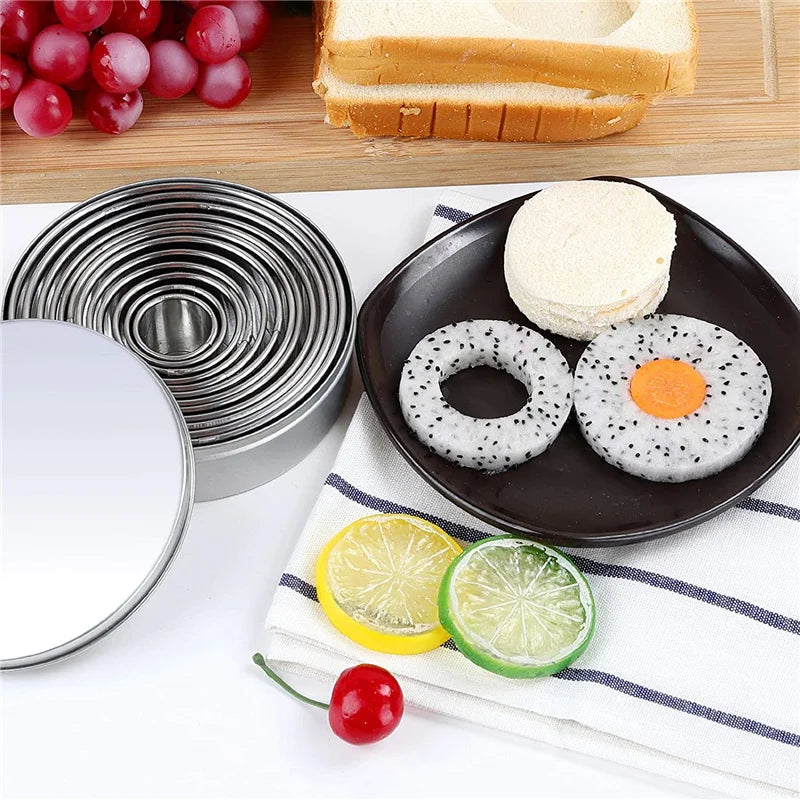5PCS Round Stainless Steel Biscuit Mold Dumpling Skin Cutting Mold DIY Biscuit Pastry Cake Baking Tools Kitchen Baking Gadget