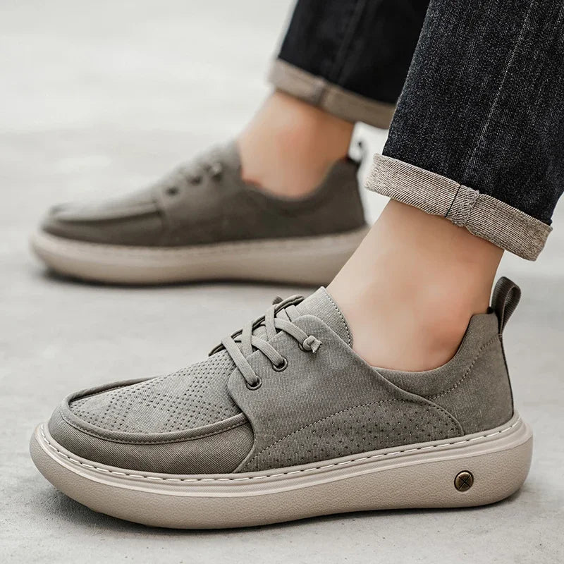 2025 New Lace Up Sneakers Breathable Mesh Cushioned Sole Lace Up Low Cut Thick Soled Casual Shoes for Men Promotion Cowboy Boots