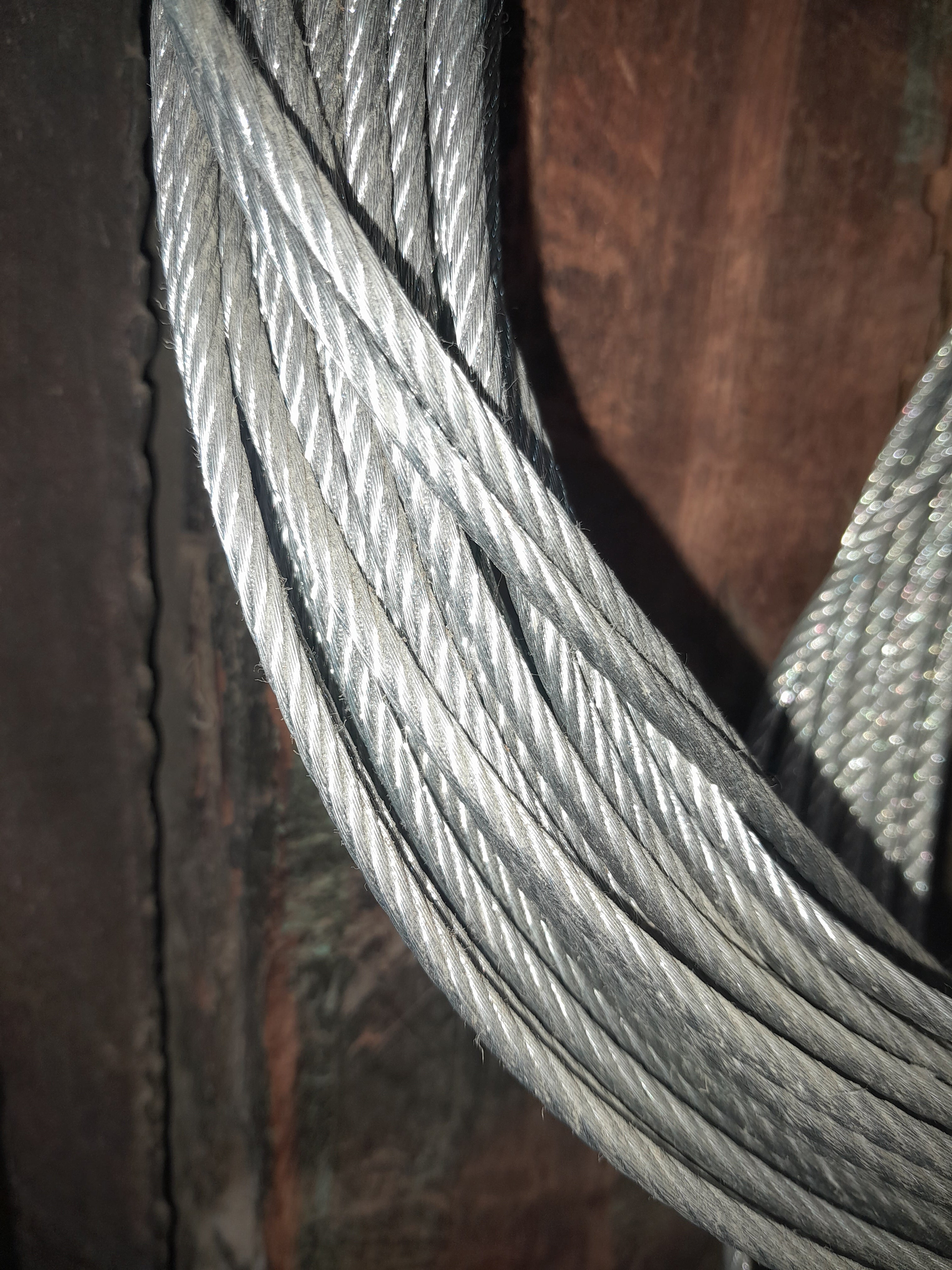 Heavy Duty Steel Wire Clothes Hanging Rope – Anti-Rust PVC Coated Cable with Hooks